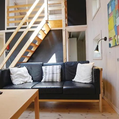 Two-bedroom In * אבלטופט